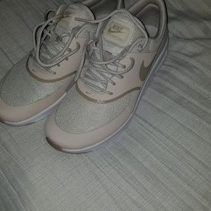 Nike Air Max Thea